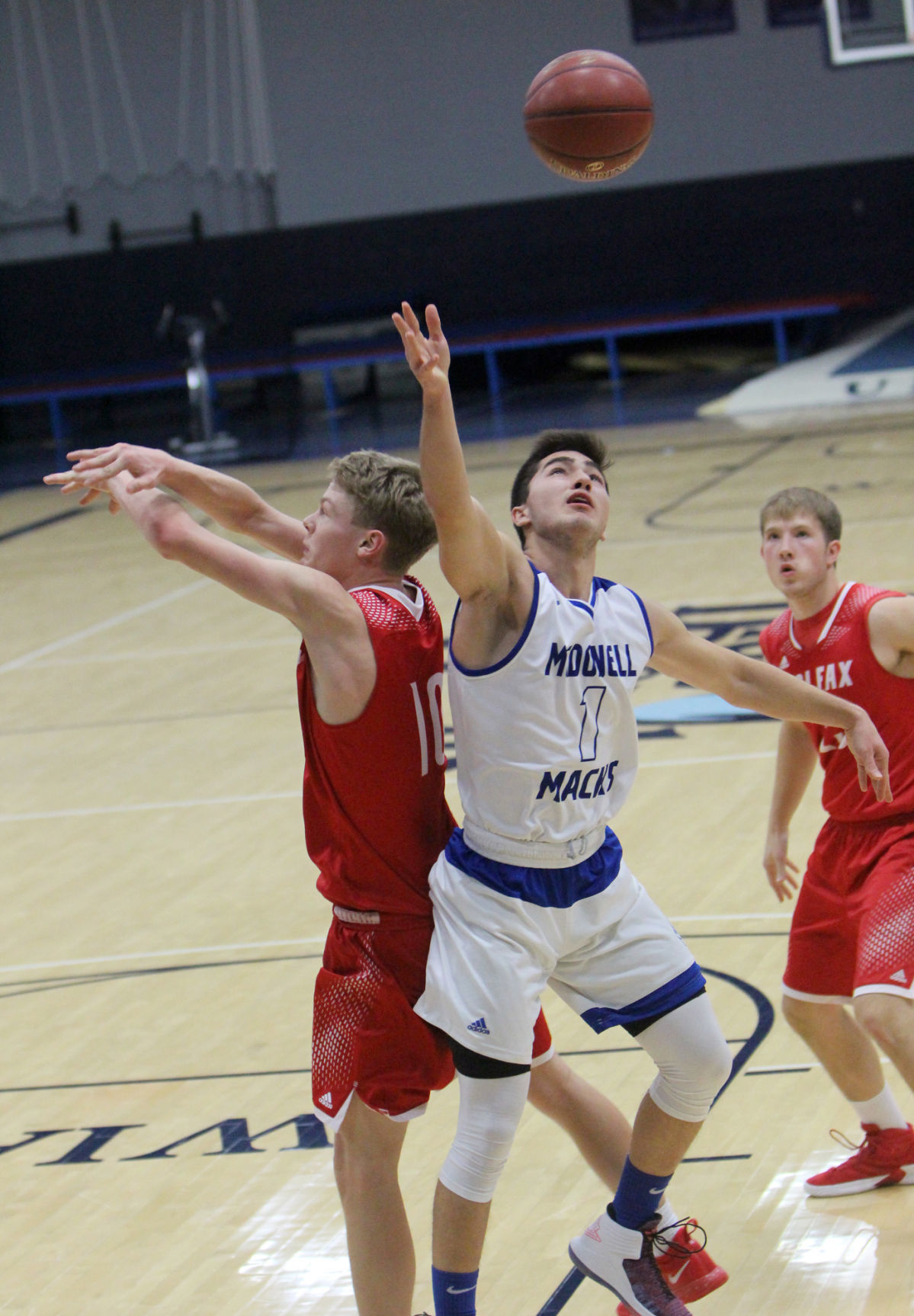 McDonell boys basketball vs Colfax at UW-Stout 12-1-18